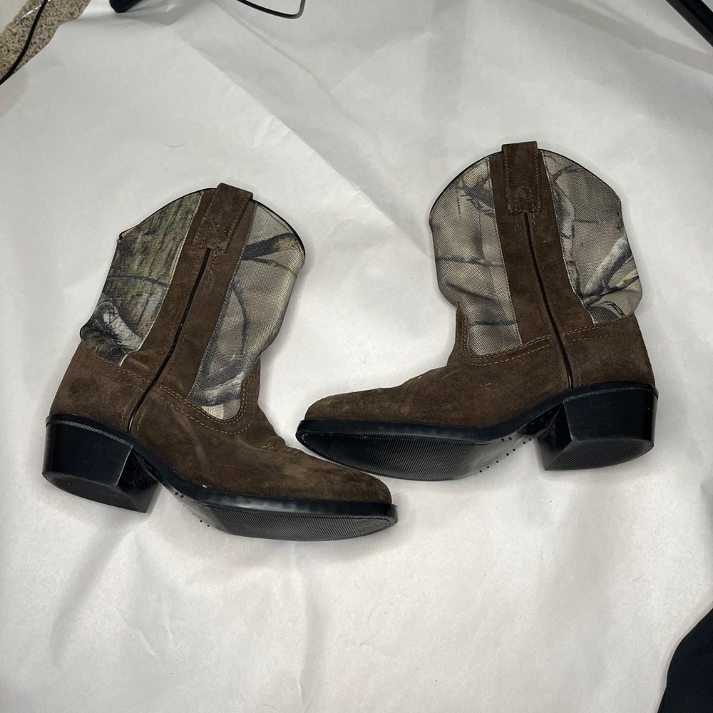 Masterson Boot Co. Boy's Size 13.5 Suede & Camo Canvas Western Cowboy Boots - Picture 3 of 12